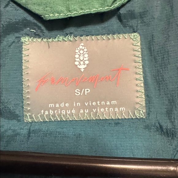 FLASH SALE Free people Green Puffer Jacket - Picture 7 of 8